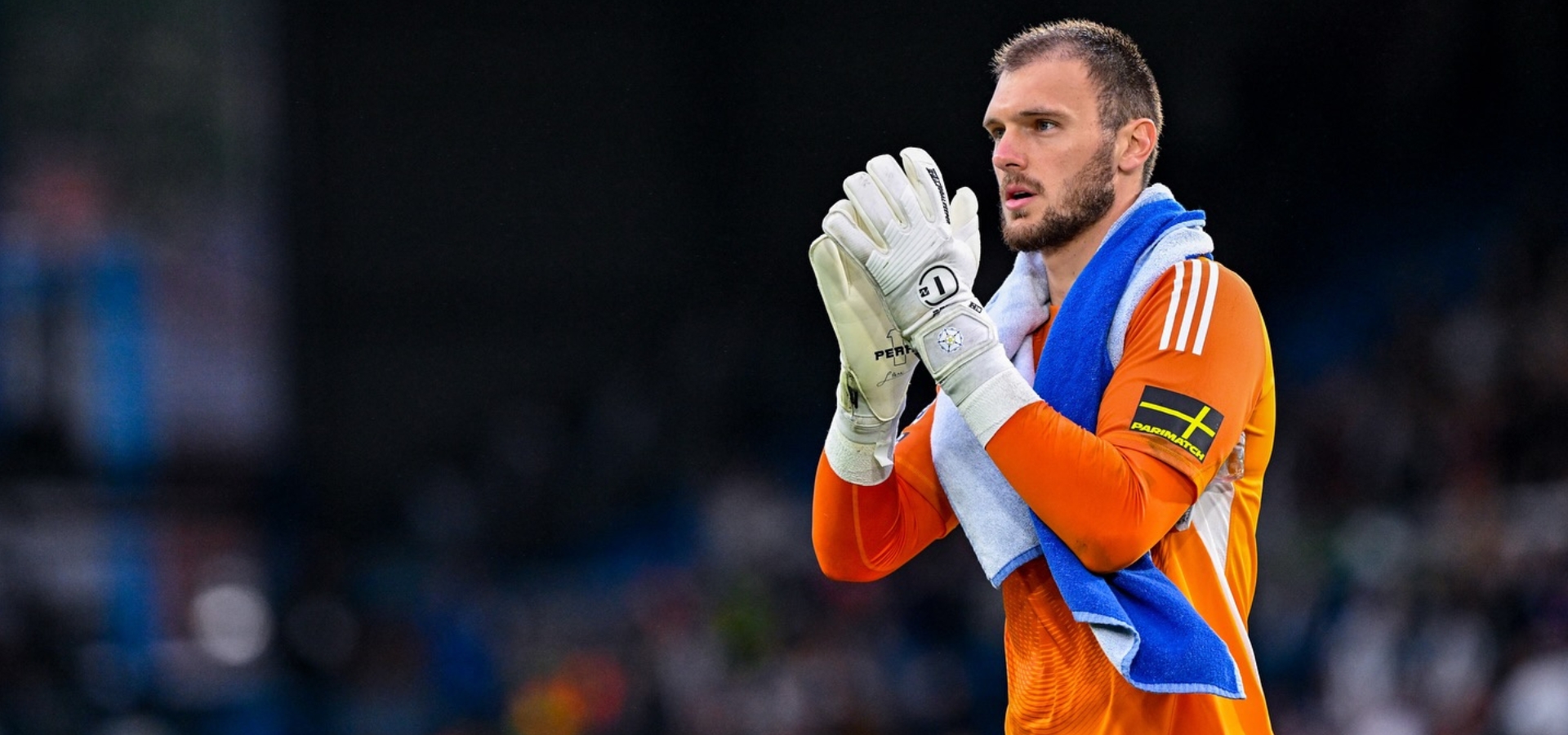 Lucas Perri – Gants de Gardien N1